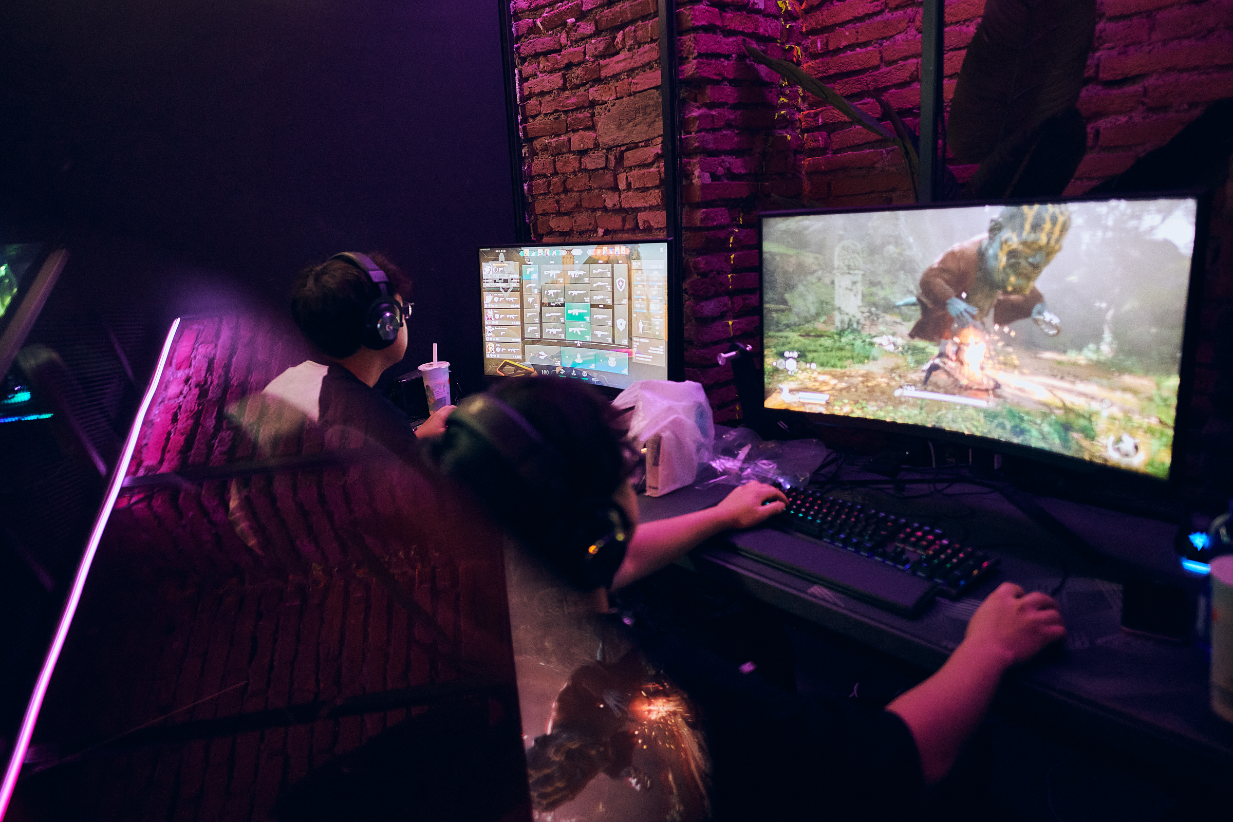 Location Selection and Lease